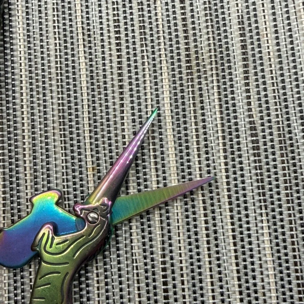 Unicorn Embroidery Scissors Rainbow Titanium Stainless Steel Sewing Snips 4.5 in